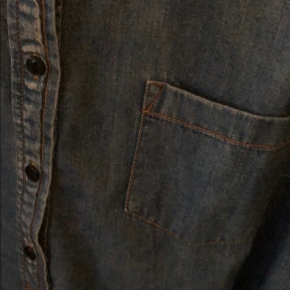 J. Crew Chambray Button Pullover Shirt Size 12 - Picture 4 of 5